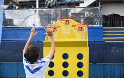 Clínica del Remei celebra su centenario - jugando al tres en raya